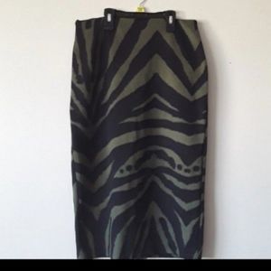 4/$20 New york  company animal stripes print skirt